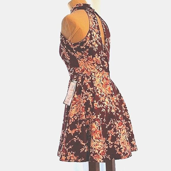 B. Darlin Floral Fit & Flare Mini Dress Sz 3 /4 Red Sleeveless Prom Wedding Glam - Picture 13 of 14